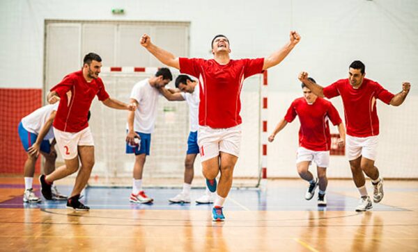Kicken Ü30 – wöchentliche Hallenfußballpartie